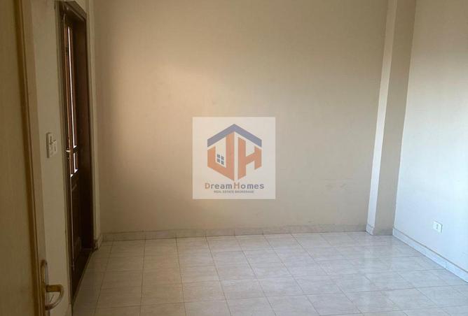 8300310 - Property Image 3