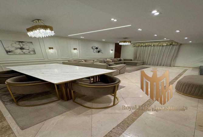 8242841 - Property Image 2