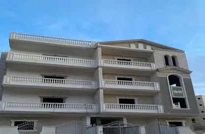 Apartment - 2 Bedrooms - 2 Bathrooms for sale in Bait Alwatan - The 5th Settlement - New Cairo City - Cairo