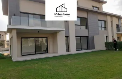 Villa - 5 Bedrooms - 6 Bathrooms for sale in Swan Lake Residence - 5th Settlement Compounds - The 5th Settlement - New Cairo City - Cairo