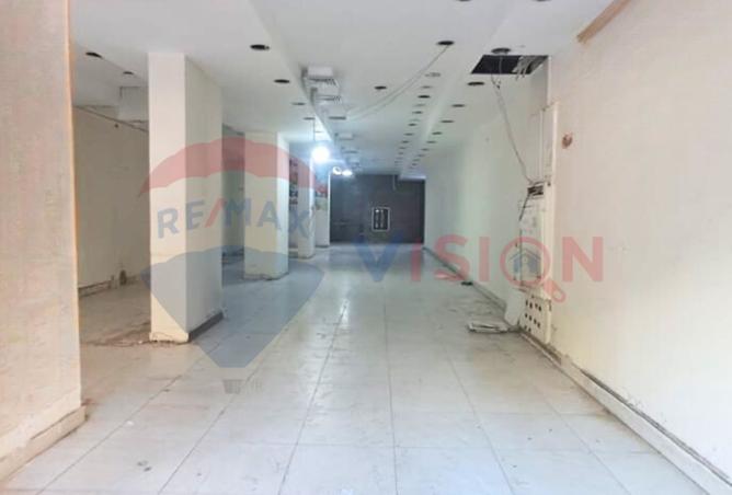 8213916 - Property Image 3