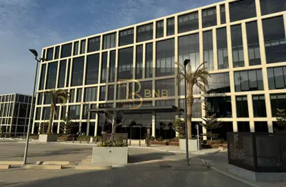 مساحات مكتبية - استوديو - 6 حمامات للايجار في كايرو فيستيفال سيتى - المستثمرين الشمالية - مدينة القاهرة الجديدة - القاهرة