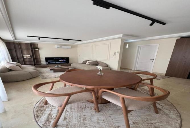 8000238 - Property Image 3