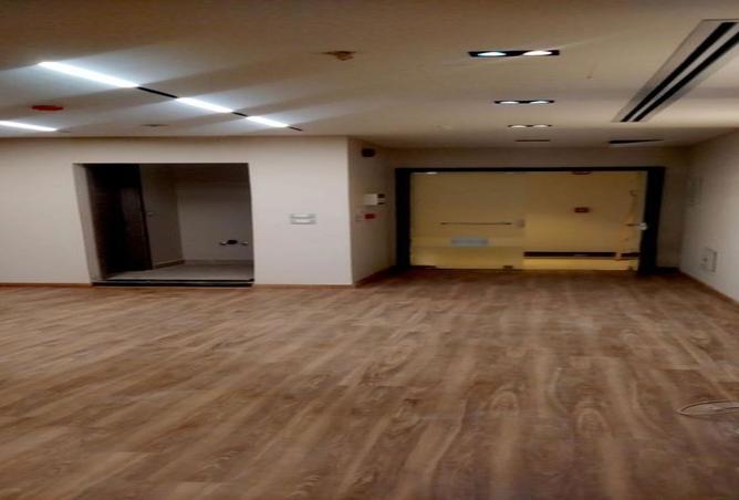 8121001 - Property Image 3