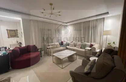 Apartment - 3 Bedrooms - 3 Bathrooms for rent in Stone Residence - 5th Settlement Compounds - The 5th Settlement - New Cairo City - Cairo