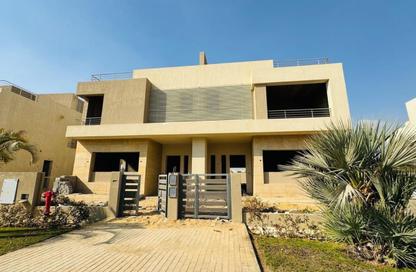 Villa - 3 Bedrooms - 5 Bathrooms for sale in The Crown - Cairo Alexandria Desert Road - 6 October City - Giza