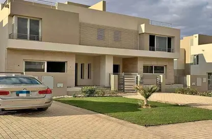 فيلا - 6 غرف نوم - 7 حمامات للبيع في نيو جيزة - طريق مصر اسكندرية الصحراوي - مدينة 6 أكتوبر - الجيزة