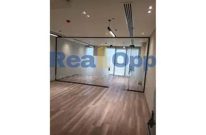 Office Space - Studio for sale in Hyde Park Business District Mall - South Teseen St. - The 5th Settlement - New Cairo City - Cairo