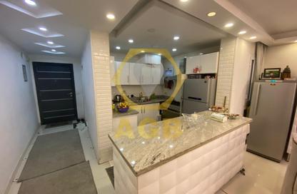 شقة - 3 غرف نوم - 1 حمام للبيع في ميدان سانت فاطيما - النزهة - القاهرة