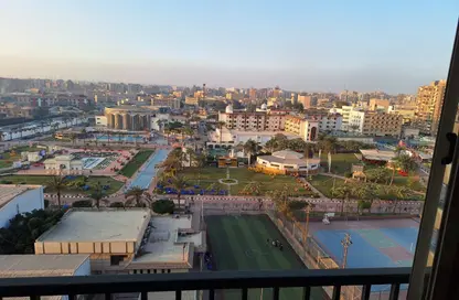 شقة - 3 غرف نوم - 3 حمامات للبيع في شارع خلف حدائق العبور - روكسي - مصر الجديدة - القاهرة