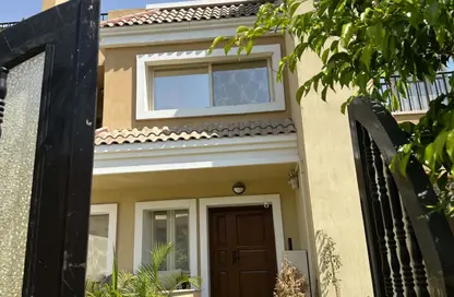 Villa - 5 Bedrooms - 6 Bathrooms for sale in Shorouk City - Cairo