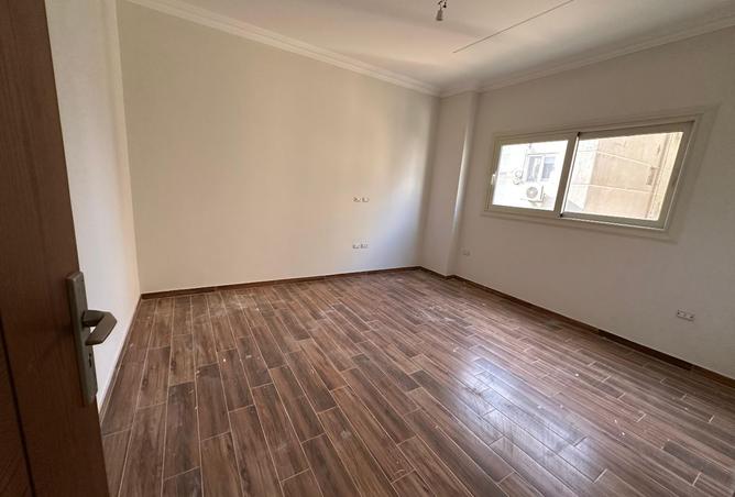 8265876 - Property Image 2