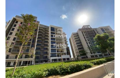 Apartment - 2 Bedrooms - 2 Bathrooms for sale in Park Side Residence - Zed Towers - Sheikh Zayed Compounds - Sheikh Zayed City - Giza