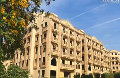 Apartment - 2 Bedrooms - 2 Bathrooms for sale in Al Ashrafiya - North Investors Area - New Cairo City - Cairo