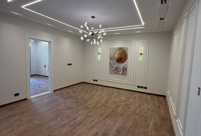 8065919 - Property Image 3
