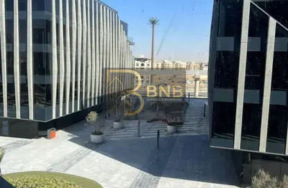 Co-Working Space - Studio - 2 Bathrooms for rent in Eastown - 5th Settlement Compounds - The 5th Settlement - New Cairo City - Cairo