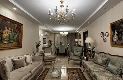 شقة - 3 غرف نوم - 3 حمامات للبيع في تبارك - زهراء المعادي - حي المعادي - القاهرة