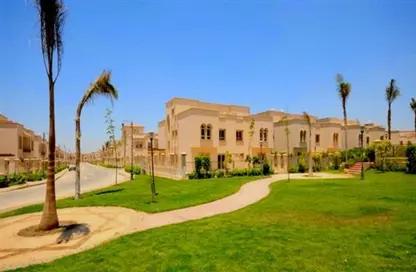 Twin House - 4 Bedrooms - 4 Bathrooms for sale in Greens - 6th District - Sheikh Zayed City - Giza