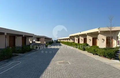 Chalet - 2 Bedrooms - 2 Bathrooms for sale in Direction White - Ras Al Hekma - North Coast