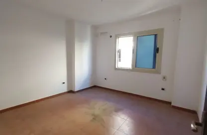 شقة - 3 غرف نوم - 2 حمامات للبيع في الحي التاسع - مدينة العبور - القليوبية