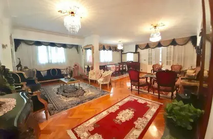 Apartment - 3 Bedrooms - 2 Bathrooms for sale in Kafr Abdo St. - Kafr Abdo - Roushdy - Hay Sharq - Alexandria