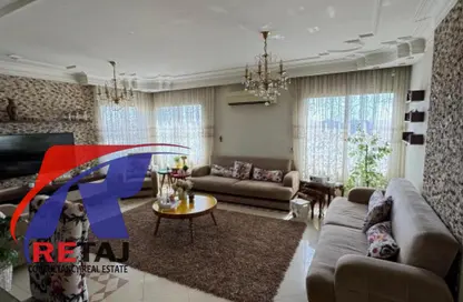 شقة - 3 غرف نوم - 2 حمامات للبيع في شارع افريقيا - امتداد مصطفي النحاس - المنطقة التاسعة - مدينة نصر - القاهرة