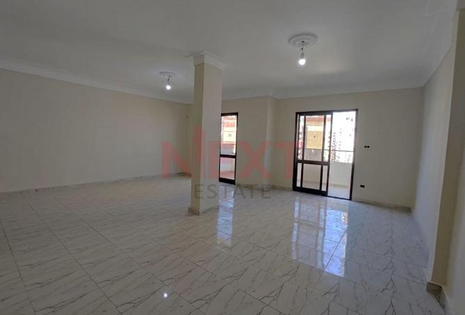 8108327 - Property Main Image