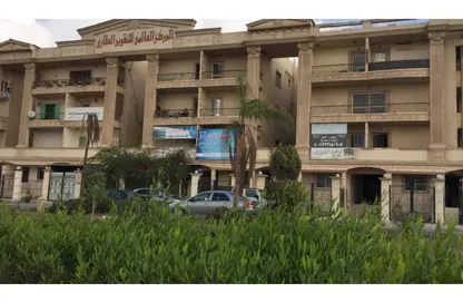 Apartment - 6 Bedrooms - 3 Bathrooms for sale in Sheikh Shaarawi St. - Youth Housing - Obour City - Qalyubia