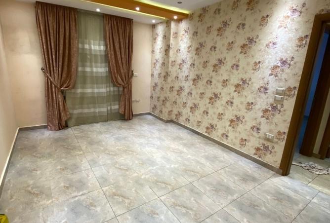 8429302 - Property Main Image