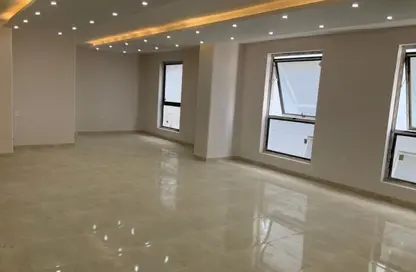 مساحات مكتبية - استوديو - 2 حمامات للايجار في وان قطامية - كمبوندات القطامية - القطامية - مدينة القاهرة الجديدة - القاهرة