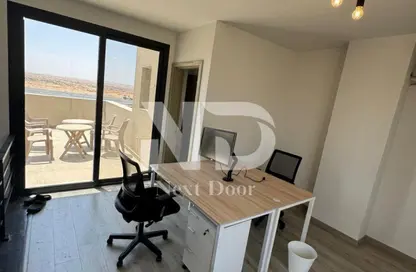 تاون هاوس - 3 غرف نوم - 4 حمامات للايجار في كمبوند البروج - كمبوندات الشروق - مدينة الشروق - القاهرة