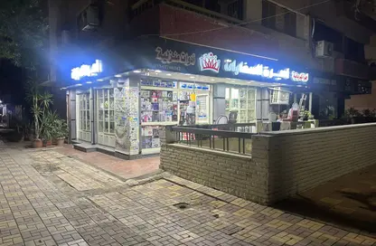 Shop - Studio - 1 Bathroom for sale in Omar Ibn Al Khattab St. - Al Sefarat District - Nasr City - Cairo