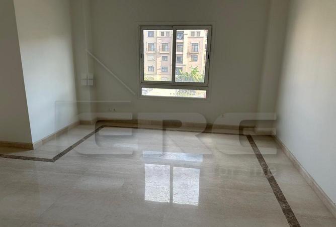 8420005 - Property Image 2