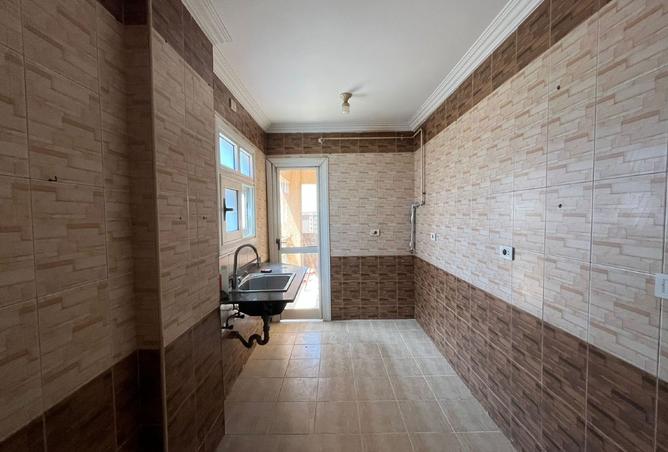 7594348 - Property Image 2