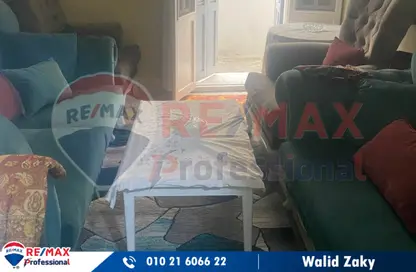 Apartment - 2 Bedrooms - 1 Bathroom for rent in Abo Qir St. - Sporting - Hay Sharq - Alexandria