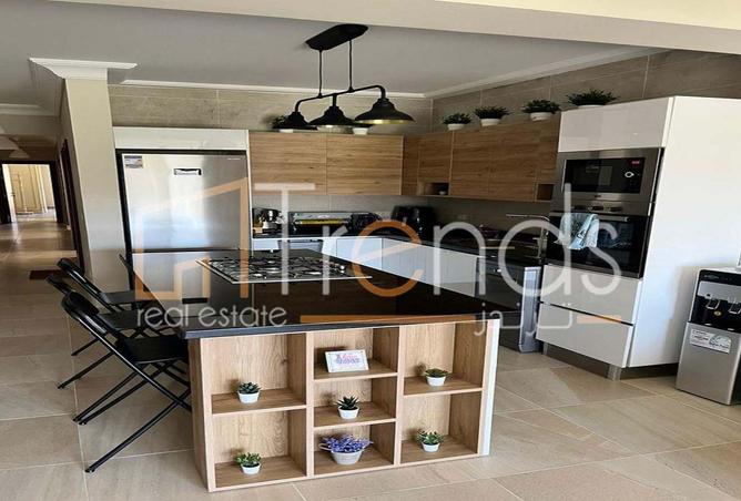 8081133 - Property Image 3