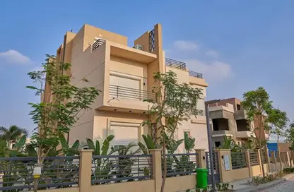 فيلا - 4 غرف نوم - 4 حمامات للبيع في الما - الحي الثاني - الشيخ زايد - الجيزة