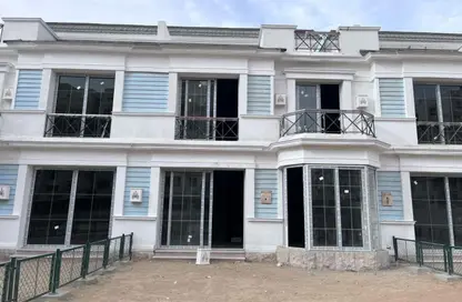 Townhouse - 3 Bedrooms - 4 Bathrooms for sale in Mountain View iCity - 5th Settlement Compounds - The 5th Settlement - New Cairo City - Cairo