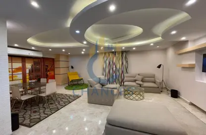 Apartment - 3 Bedrooms - 3 Bathrooms for sale in Street 200 - Degla - Hay El Maadi - Cairo