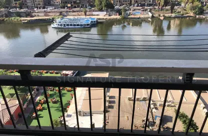 Apartment - 3 Bedrooms - 2 Bathrooms for sale in Abou Al Feda St. - Zamalek - Cairo