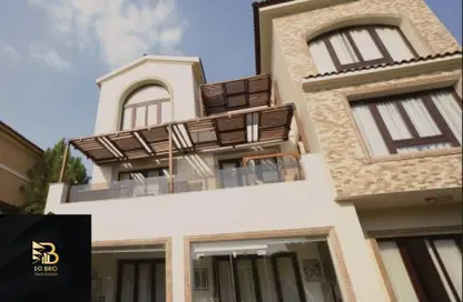 Villa - 6 Bedrooms - 5 Bathrooms for sale in Lake View Residence - 5th Settlement Compounds - The 5th Settlement - New Cairo City - Cairo