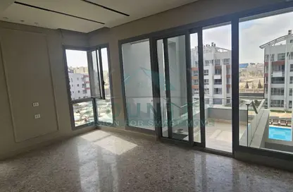 شقق فندقية - غرفة نوم - 2 حمامات للبيع في الجازي ماريوت ريزيدانس - محور محمد نجيب - المستثمرين الشمالية - مدينة القاهرة الجديدة - القاهرة