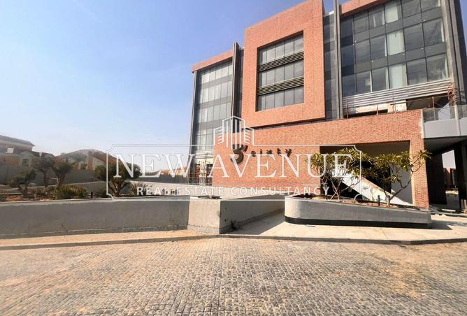 8271708 - Property Image 2