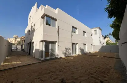 منزل مزدوج - 8 غرف نوم - 8 حمامات للبيع في النخيل - كمبوندات الشروق - مدينة الشروق - القاهرة