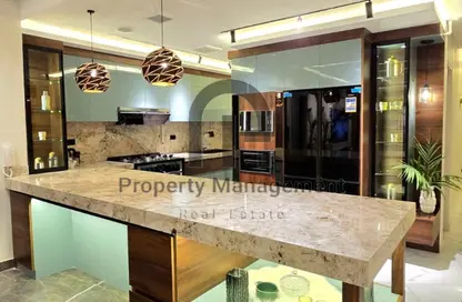 Apartment - 3 Bedrooms - 3 Bathrooms for sale in Lake View Residence - 5th Settlement Compounds - The 5th Settlement - New Cairo City - Cairo