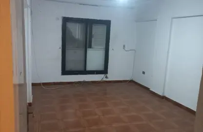 Apartment - 2 Bedrooms - 1 Bathroom for rent in Maadi - Hay El Maadi - Cairo