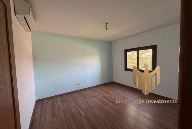 8128516 - Property Image 2
