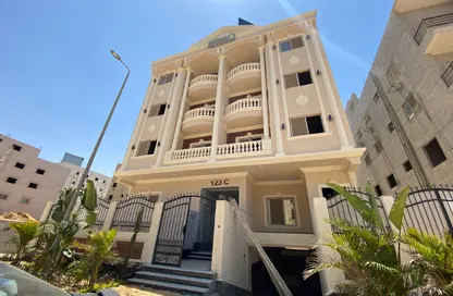 Apartment - 3 Bedrooms - 2 Bathrooms for sale in New Narges - New Cairo City - Cairo