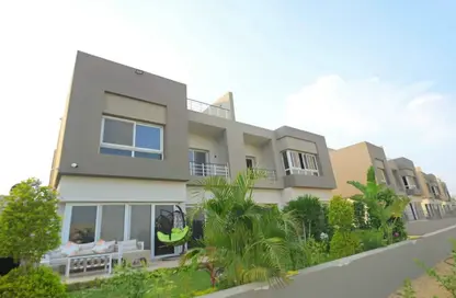 Villa - 5 Bedrooms - 4 Bathrooms for sale in Etapa - Sheikh Zayed Compounds - Sheikh Zayed City - Giza