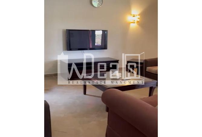8042550 - Property Image 2